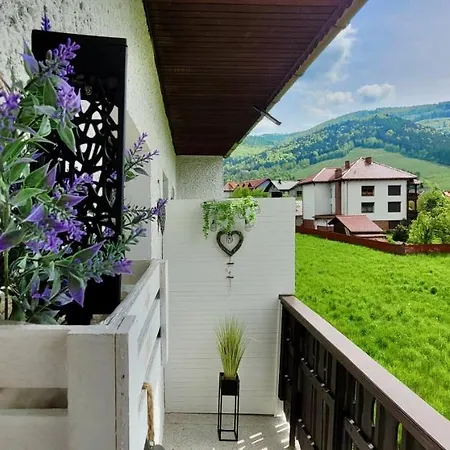 2-pokojowe Z Balkonem Z Widokiem Na Gory Δωμάτια σε οικογενειακή κατοικία *