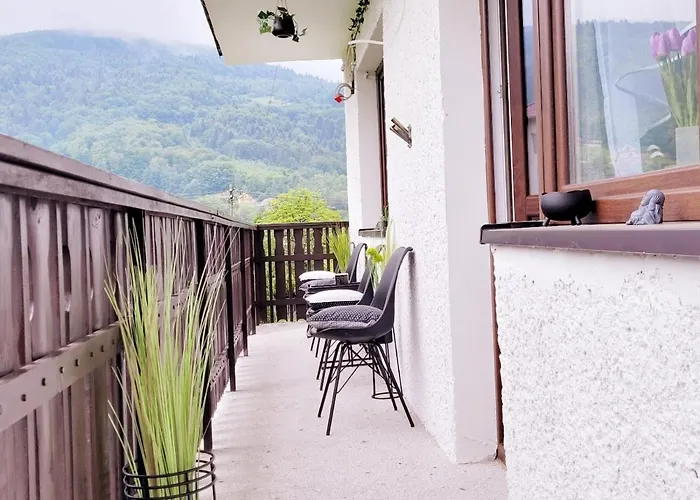 Δωμάτια σε οικογενειακή κατοικία 2-pokojowe Z Balkonem Z Widokiem Na Gory Miedzybrodzie Zywieckie