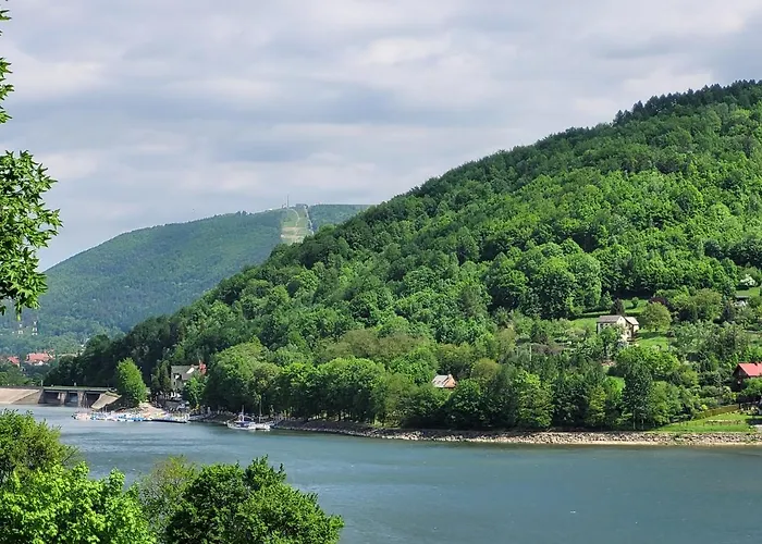 Δωμάτια σε οικογενειακή κατοικία 2-pokojowe Z Balkonem Z Widokiem Na Gory Miedzybrodzie Zywieckie